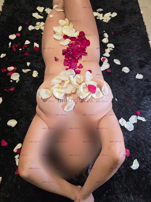 FOTOS DE LUNES DE PROMO SUPER DESCUENTO SENOS ENORMES ORAL NATURAL