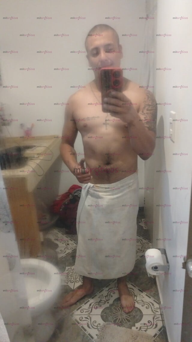 FOTOS DE TRAVIESO Y JUGUETON Y COJELON TE CUMPLIRE TUS FANTASIAS MAS CACHONDAS Q TENGAS