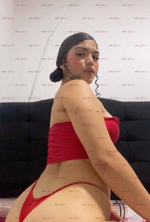 FOTOS DE BLANQUITA CON CURVAS DE INFARTO Y ROSTRO ESPECTACULAR