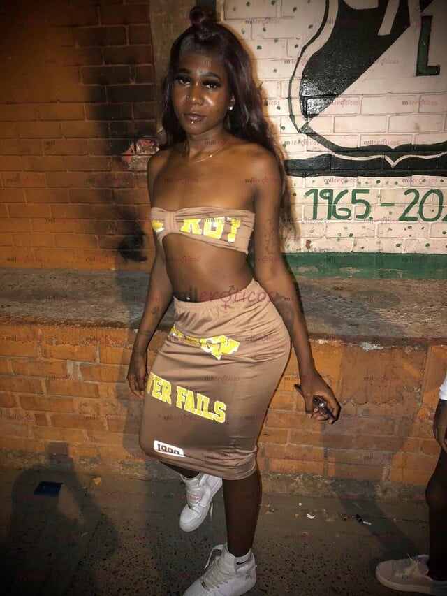 FOTOS DE HOLA SOY CHICA TRANS DE CALI DESCOPLICADA SI TE QUIERES DIVERTIR BÚSCAME