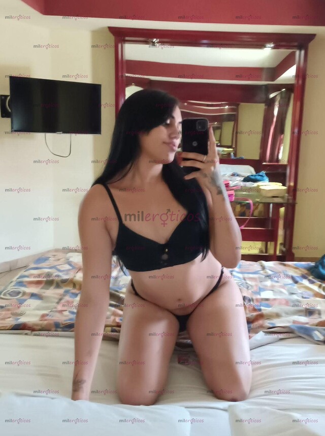 FOTOS DE CON LUGAR FEMENINA , TRANS DOTADA Y COMOLACIENTE DISPONIBLE 24 7