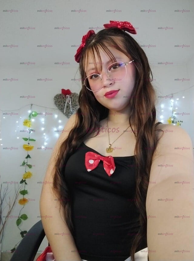 FOTOS DE CHICA 18, MONA CON OJOS CLAROS, LINDOS SENOS Y COLA GRANDE DESDE 10K