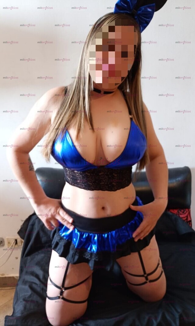 FOTOS DE ARDIENTE Y APRETADITA PUTICA SIN TABU QUE LE GUSTA GOZAR EN TU VERGA HOLA A