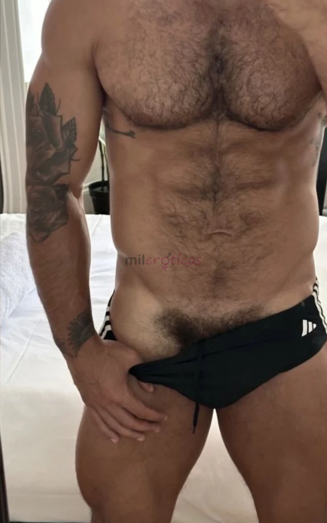 Atencao atendimento com hora marcada meu nome de trabalho e felipeativo e passivo ou versatil massoterapeuta personal trainer educado simpatico cheiro...