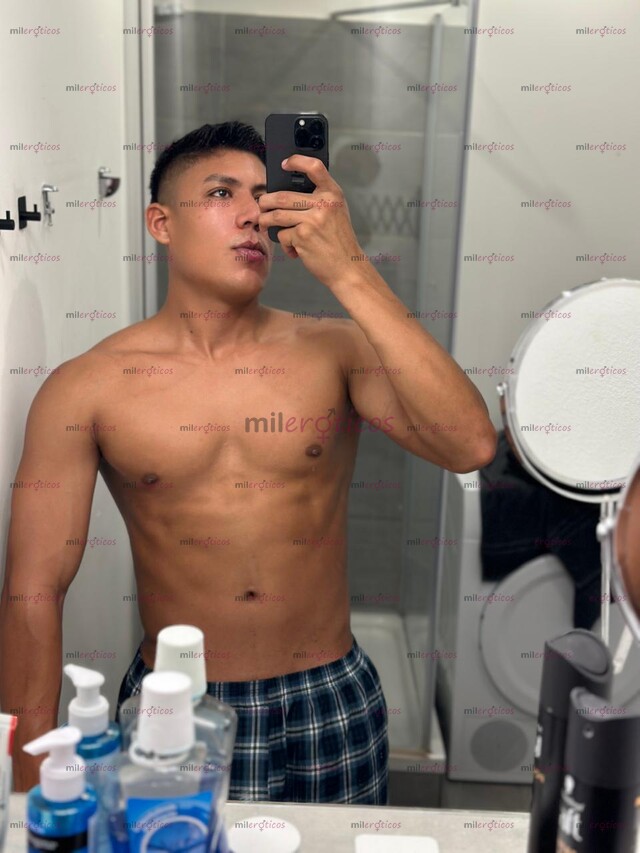 FOTOS DE RECIÉN LLEGANDO A LA CIUDAD MAN PINTA SERIO , VERGON FULL LECHERO