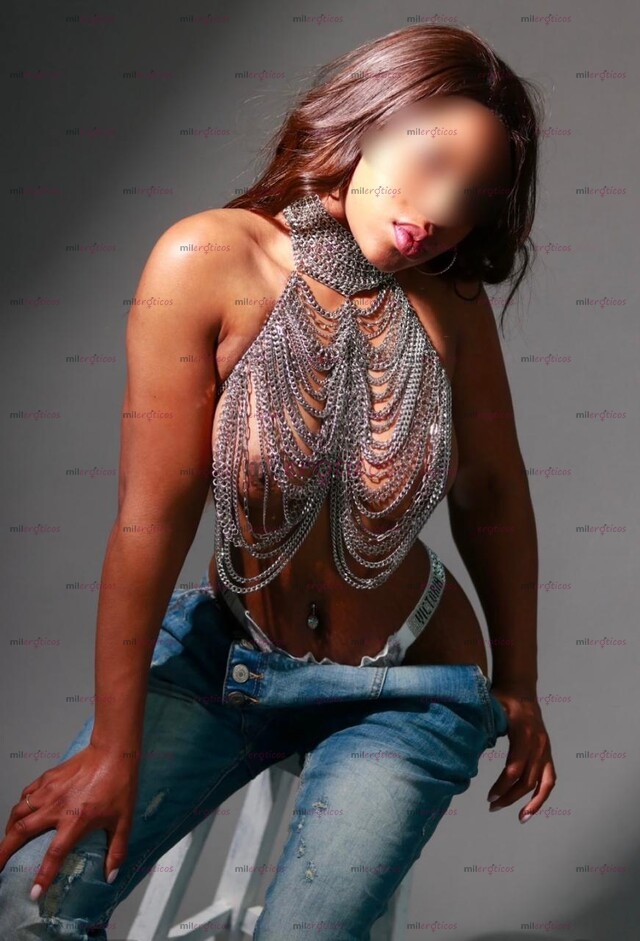 FOTOS DE JOVEN DELICIOSA NATURAL SEXY Y MUY COMPLACIENTE PARA TI