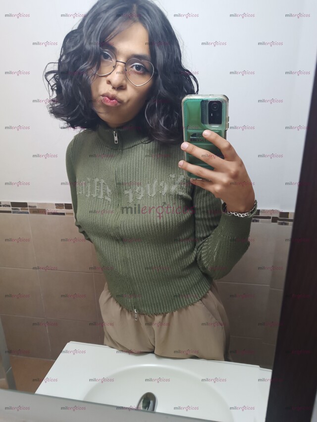 FOTOS DE DE VUELTA Y MÁS RICA QUE ANTES. FLAQUITA CON CURVAS.