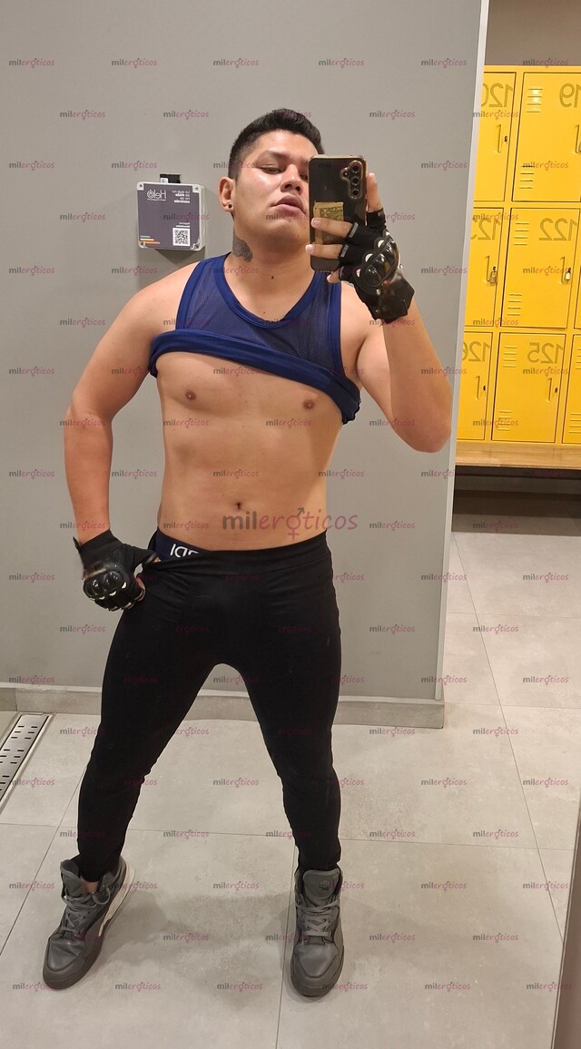 FOTOS DE NIÑITO DE 22AÑOS PINTA CULON MASAJISTA MORBOSO CUERPO ATLETICO SERIO