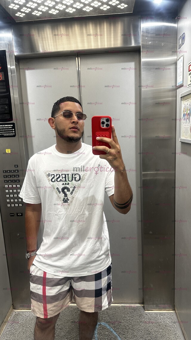 FOTOS DE KEVIN ENFERMERO PAISA COMPLACIENTE MEDELLÍN