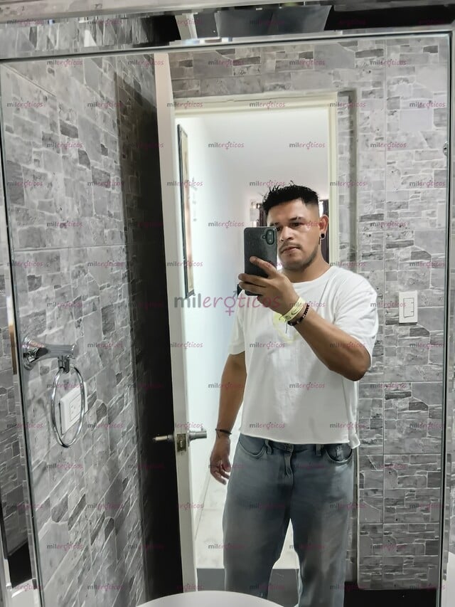 FOTOS DE JOHN 34 AÑOS LLAMAME O ESCRIBEME AL WHATSAPP 3103000842
