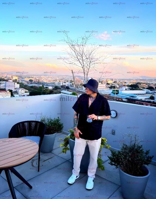 FOTOS DE MYKE, UN COLOMBIANO ACTOR XXX NUEVO EN CDMX