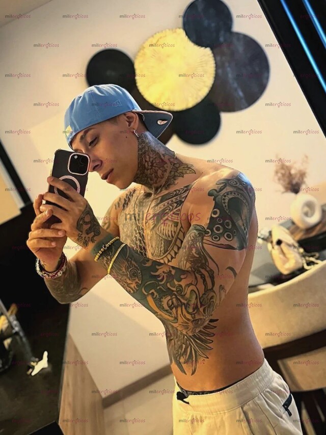 FOTOS DE ACTOR XXX COLOMBIANO Y TATUADO LLEGA A CDMX