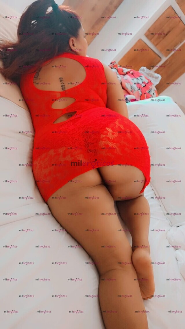 FOTOS DE PUTITA NALGONA VEN Y PRUEBA D ESTAS NALGAS PARA DARTE UNOS SENTONES