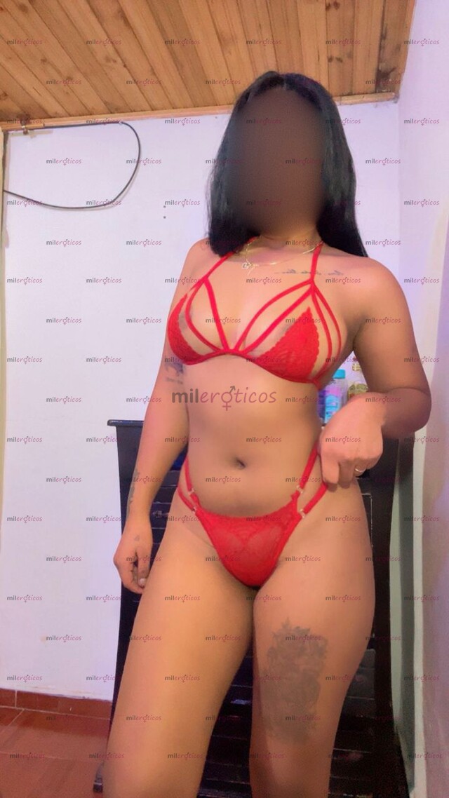 FOTOS DE DISPONIBLE AHORA PUTITA CON GANAS DE SER CASTIGADA CON SEXO DURO!