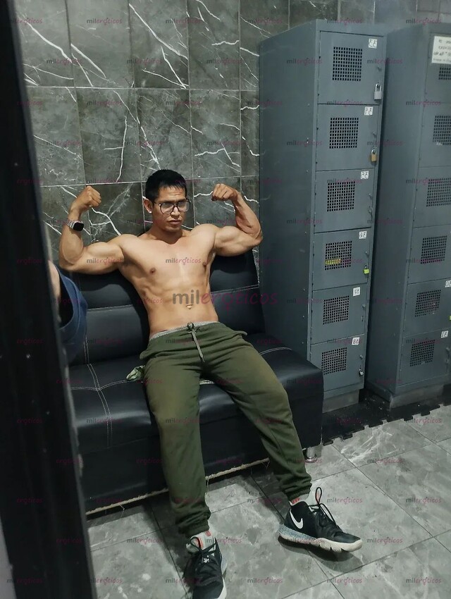 FOTOS DE PASIVO SERIO Y EDUCADO, PARA COMPLACERTE.