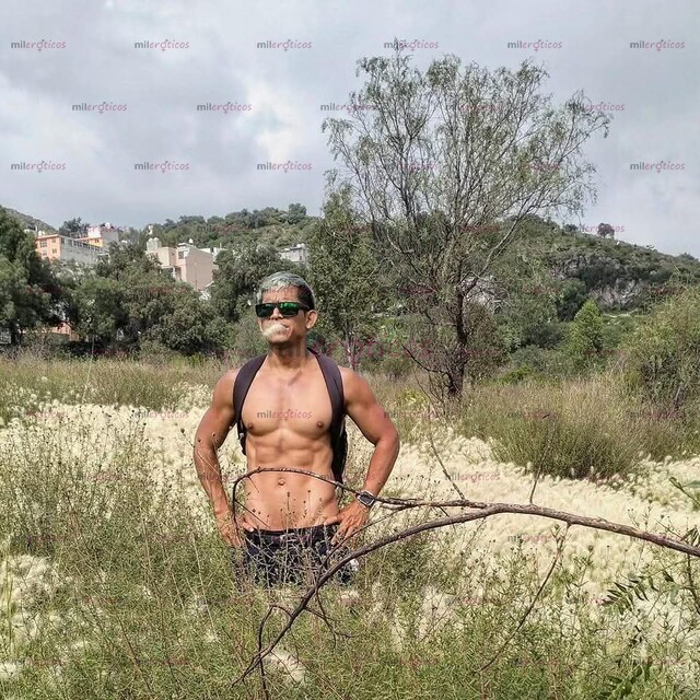 FOTOS DE PASIVO SERIO Y EDUCADO, PARA COMPLACERTE.