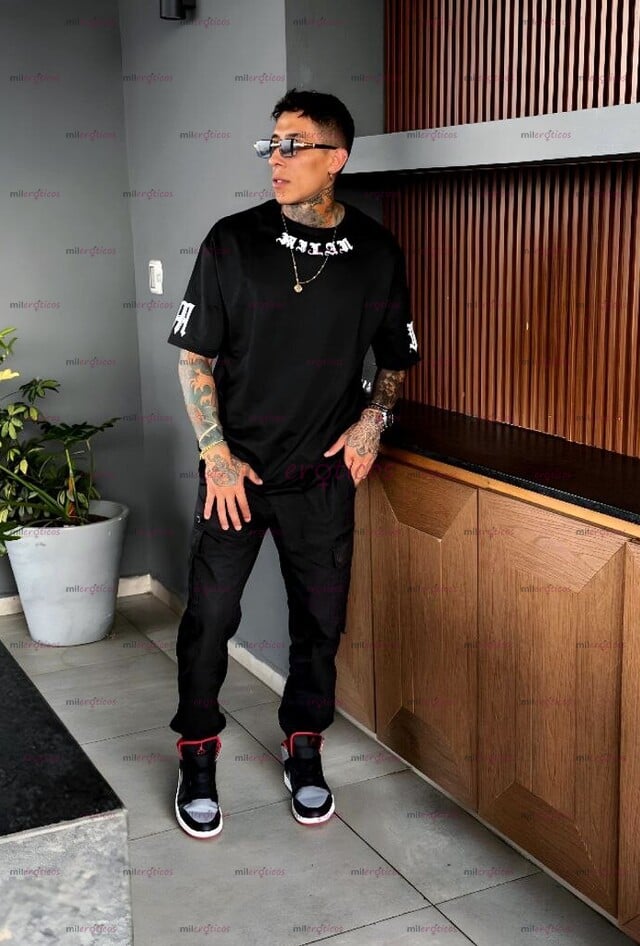 FOTOS DE MYKE, UN COLOMBIANO ACTOR XXX NUEVO EN CDMX