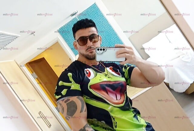 FOTOS DE SOY CUBANO BIEN CALIENTE Y 100 PORCIENTO VARONIL ESTOY AQUÍ PARA ROMPER TU CULI