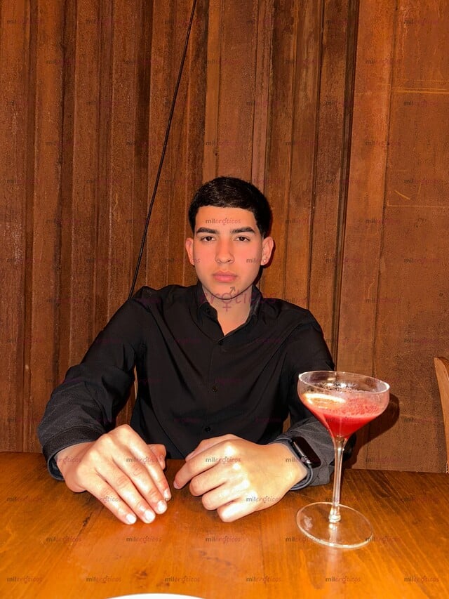 FOTOS DE VERGON VARONIL DISPUESTO A COMPLACERTE FULL CALIENTE DISPONIBLE CON LUGAR