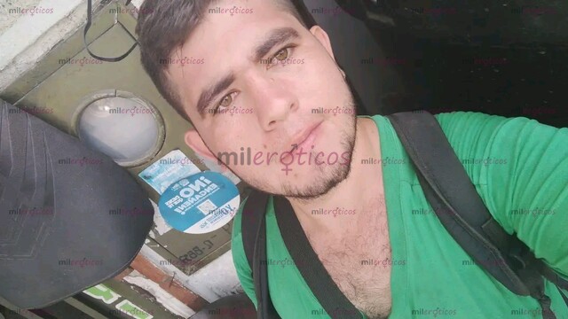 FOTOS DE TENGO 22 AÑOS, SOY FULL ACTIVO, ME MIDE 15 CM, PESO 89 KILOS