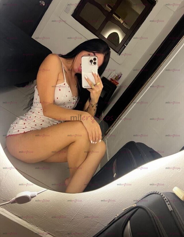 FOTOS DE SARA SEXY FLACA TETAS OPERADAS RECIEN LLEGADA CON SITIO