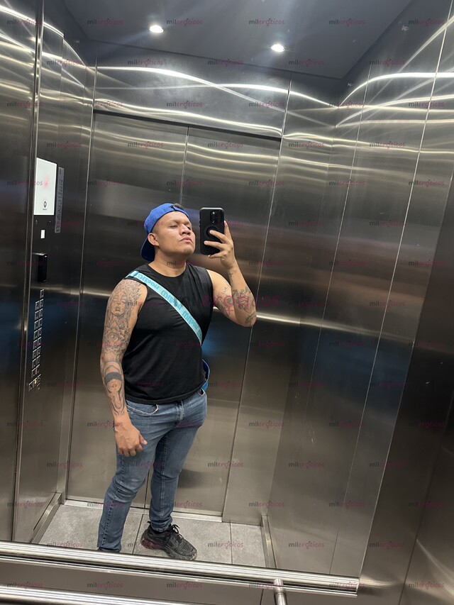 FOTOS DE POLICÍA BISEXUAL ACTIVO, DISCRETO Y CACHONDO