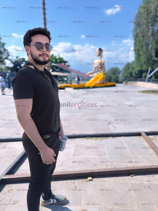 FOTOS DE JOVEN COLOMBIANO VELLUDO, SALIMOS DE LA RUTINA?