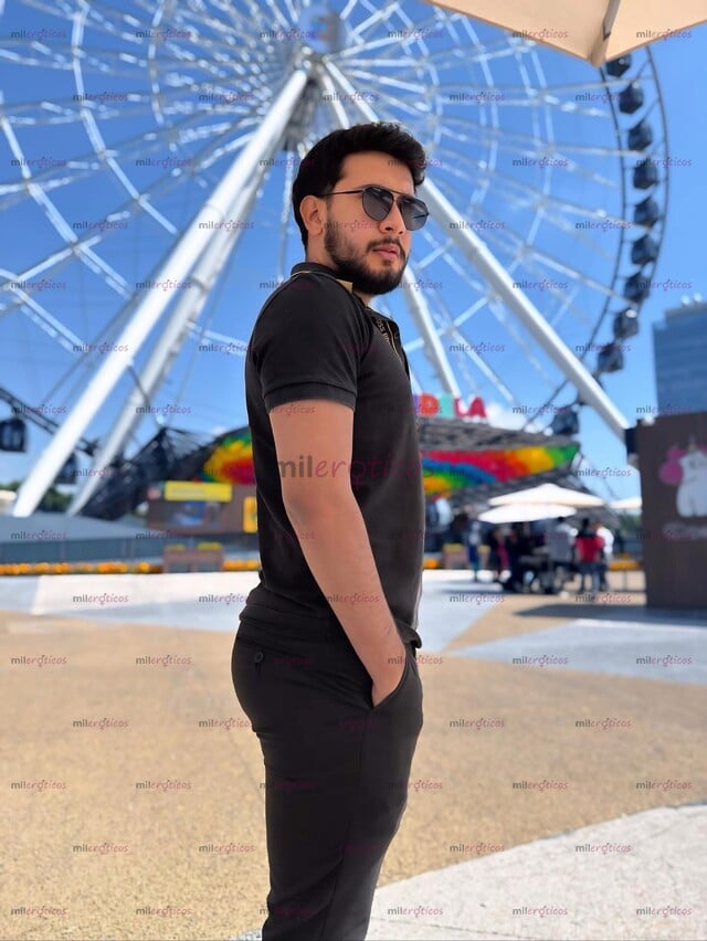 FOTOS DE JOVEN COLOMBIANO VELLUDO, SALIMOS DE LA RUTINA?