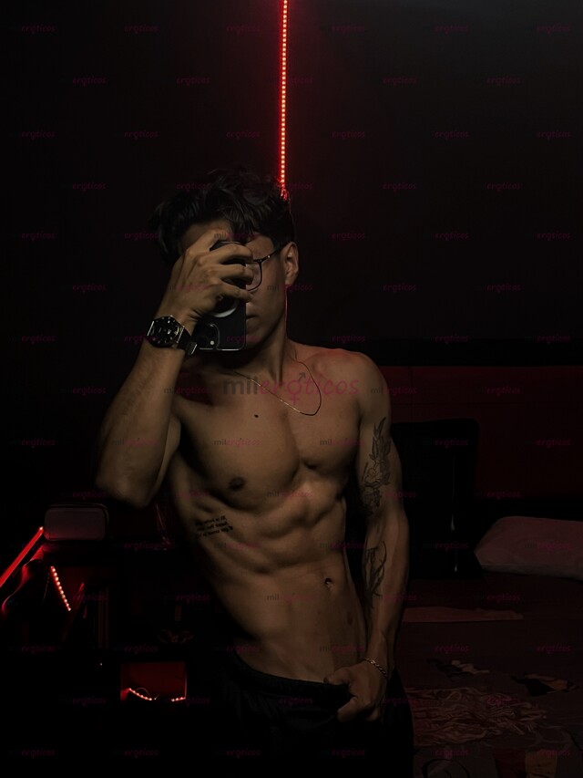 FOTOS DE ATLETA DE ALTO RENDIMIENTO DISPUESTO A COMPLACERTE