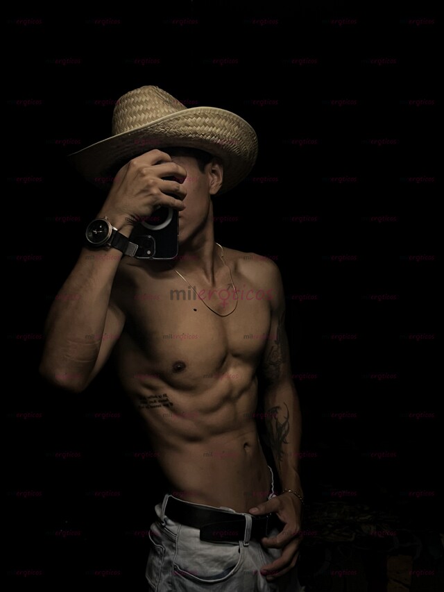 FOTOS DE ATLETA DE ALTO RENDIMIENTO DISPUESTO A COMPLACERTE