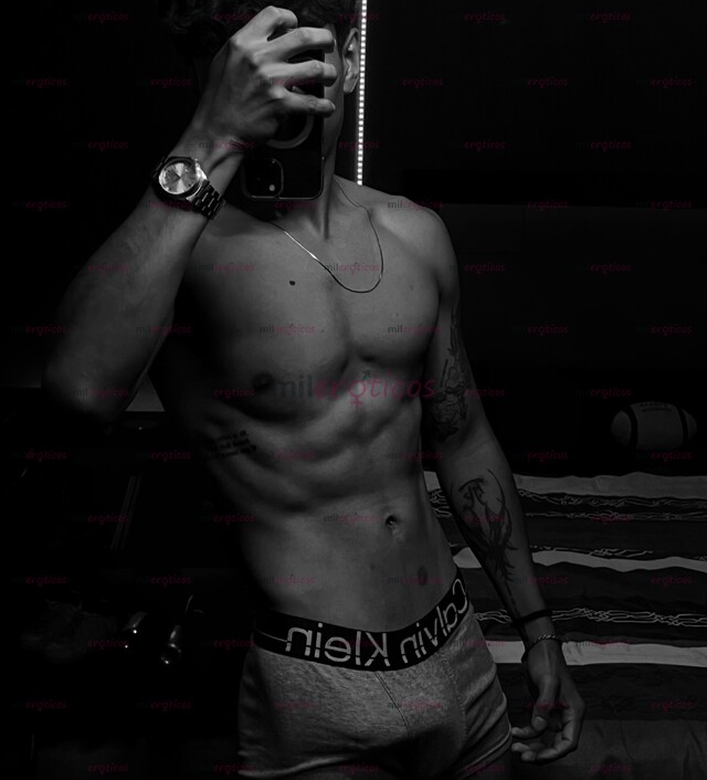 FOTOS DE ATLETA DE ALTO RENDIMIENTO DISPUESTO A COMPLACERTE