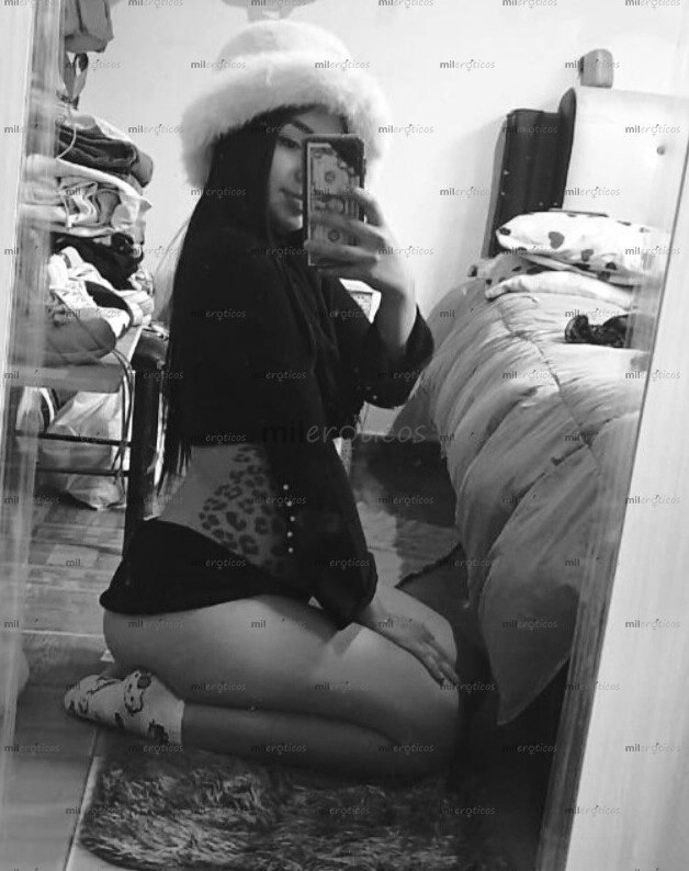 FOTOS DE CHANNEL SEXY BLANQUITA LISTA PARA SATISFACERTE