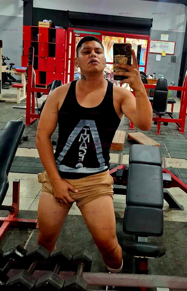 FOTOS DE NIÑITO DE 22AÑOS PINTA CULON MASAJISTA MORBOSO CUERPO ATLETICO SERIO