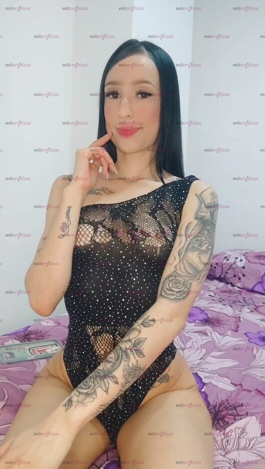 FOTOS DE SOFIA UNA LINDA FLACA CON UN HERMOSO CUERPO Y RICAS NALGAS .