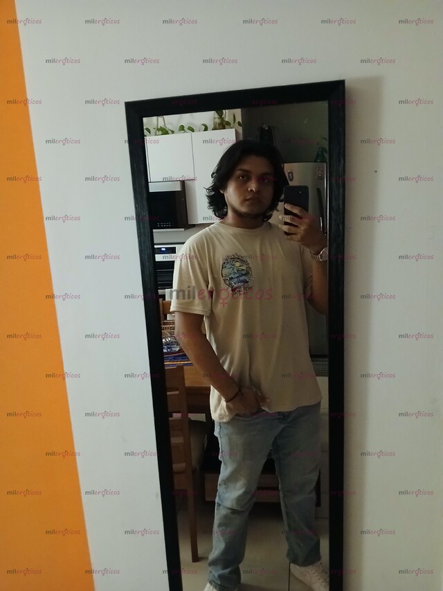 FOTOS DE SALVADOREÑO CALIENTE EN CANCUN 26 AÑOR ACTIVO DOMINANTE, TU TIEMPO SERA BIEN IN