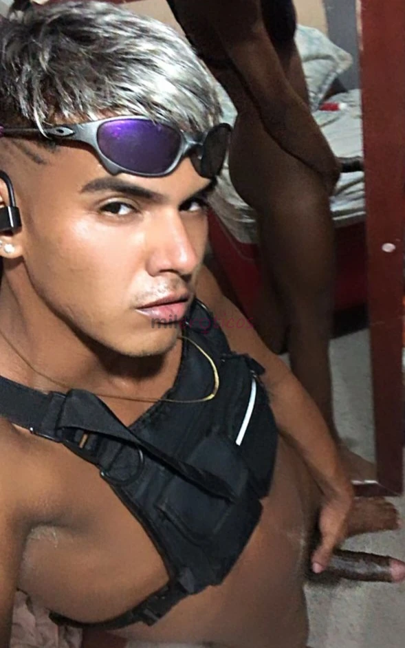 Moreno paraense ativo liberalcom 21 cm de pica grossa gosto de chupar cu e ser chupadosou carinhoso ativo e gente boatenho local na savassisou muito g...