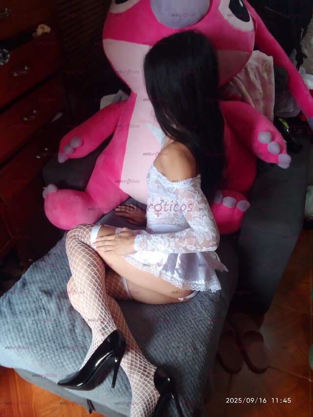 FOTOS DE GARGANTA PROFUNDA BIEN PROFUNDA, CACHETEAME CON TU VERGA QUE ME ENCANTA