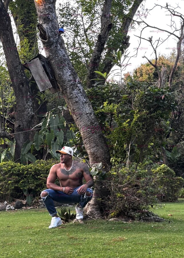 FOTOS DE MACHO, VARONIL, TATUADO, DEPORTISTA,CACHONDO, MORBOSO