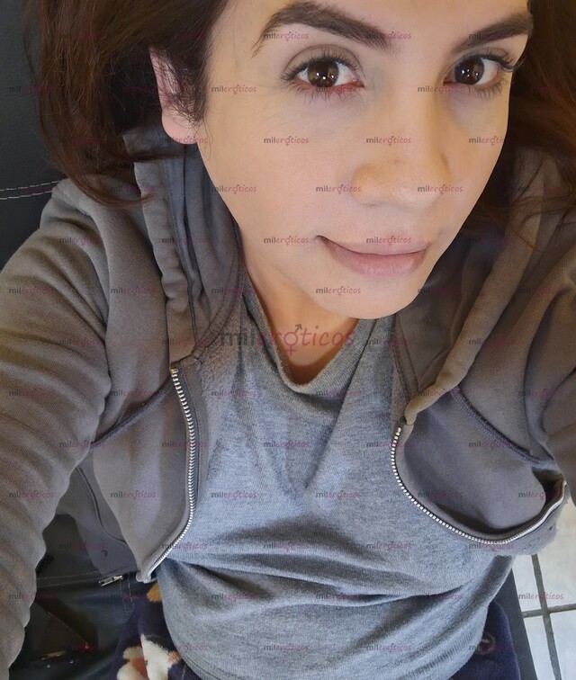 FOTOS DE KELLY HERMOSA CHICA TRANS MUY CALIENTE Y SEXY