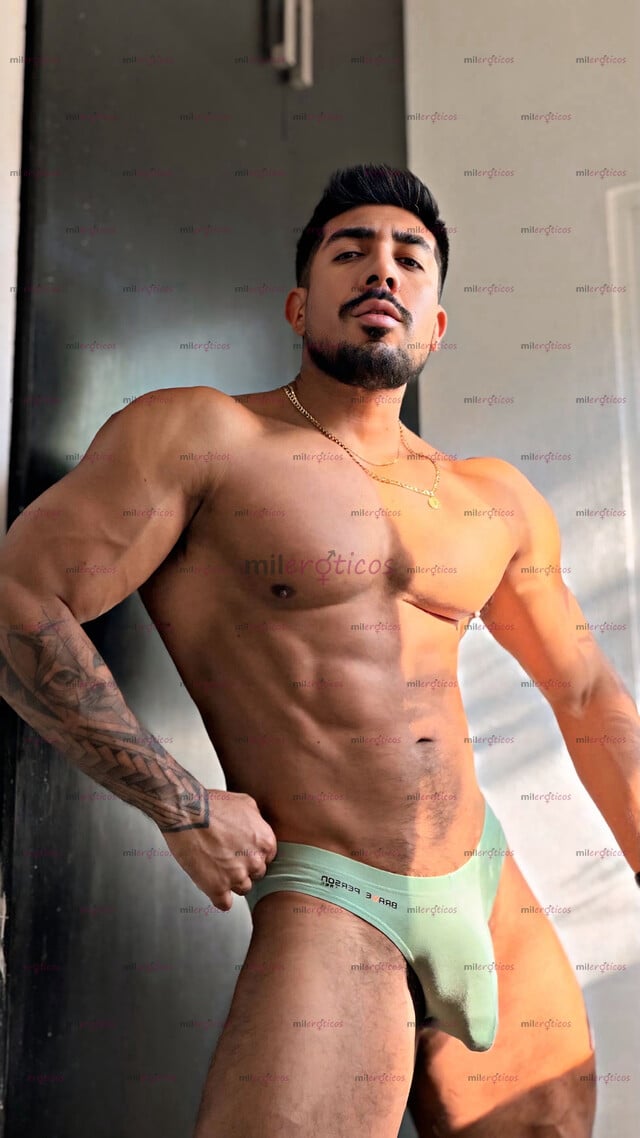 FOTOS DE AUGUSTO ACTIVO DOMINANTE MUSCULOSO EN MÉRIDA UNA SEMANA