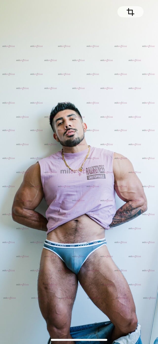 FOTOS DE AUGUSTO ACTIVO DOMINANTE MUSCULOSO EN MÉRIDA UNA SEMANA