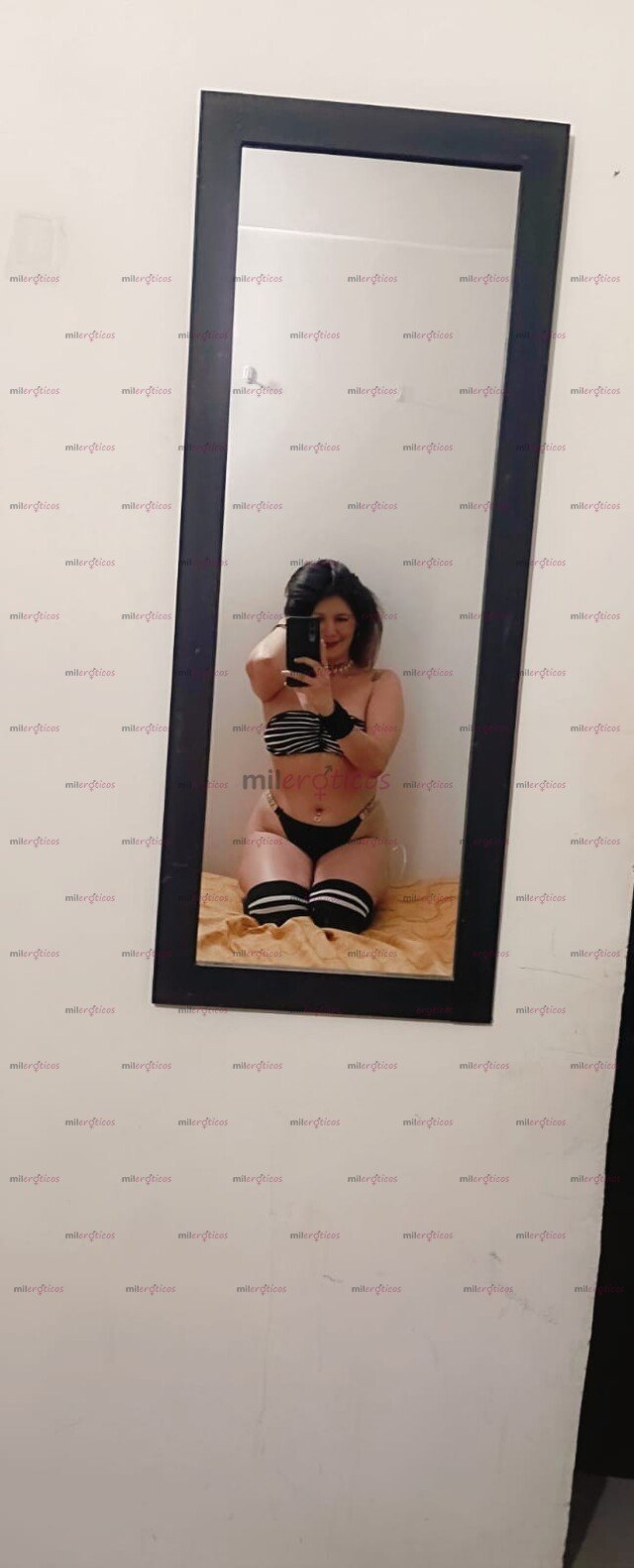 FOTOS DE NUEVA EN PÁGINA DELICIOSA PAISA BLANQUITA COMO LA NIEVE!