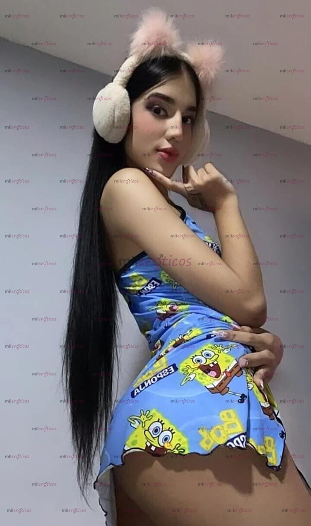 FOTOS DE LESLIE FLACA BLANQUITA NATURAL DE 21 AÑOS