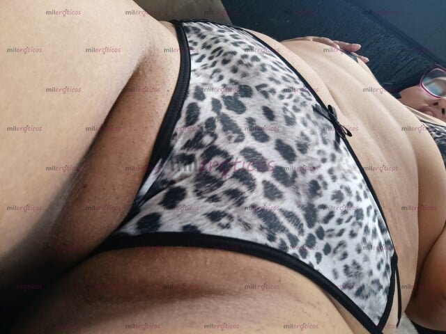 FOTOS DE MI VAGINA HINCHADA PIDE MUCHA VERGA DURA Y CARGADA DE LECHE