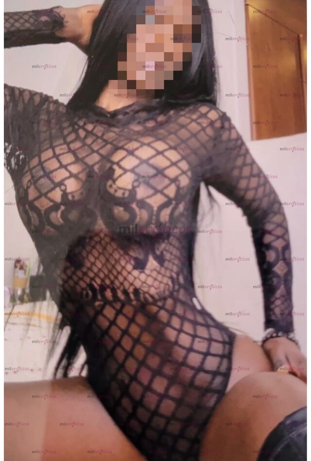 FOTOS DE NEGROTA DIVA MORENA CON UN CUERPO HERMOSO