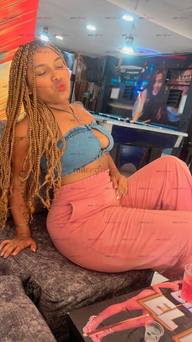 FOTOS DE EXÓTICA AFRO DISPUESTA A COMPLACERTE EN TU FANTASÍAS DIVERTIDA Y PARCHADA VAMOS