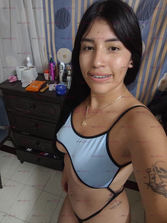 FOTOS DE FLAQUITA CON RICA COLITA MOJADA Y SOBRE TODO MUY CALIENTEEEE!!!