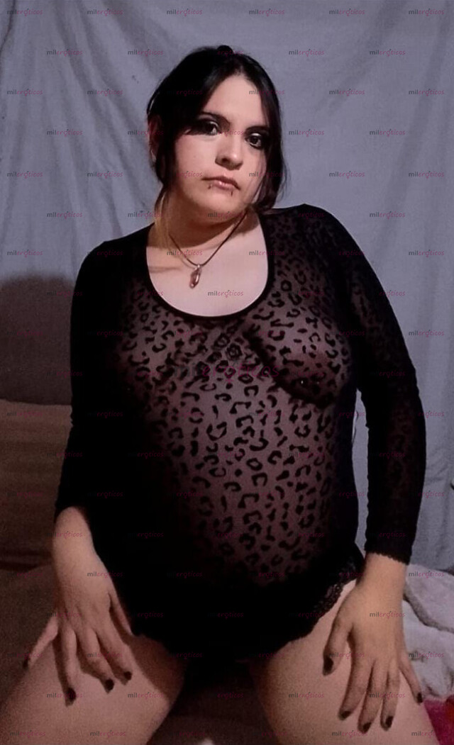 FOTOS DE HOLA, DADDY, ¿QUIERES UNA CONEJITA REBOTANDO SOBRE TÍ?