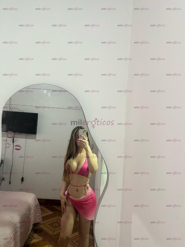 FOTOS DE HERMOSA NIÑA TRANS PERRA Y DISPUESTA A COMPLACERTE