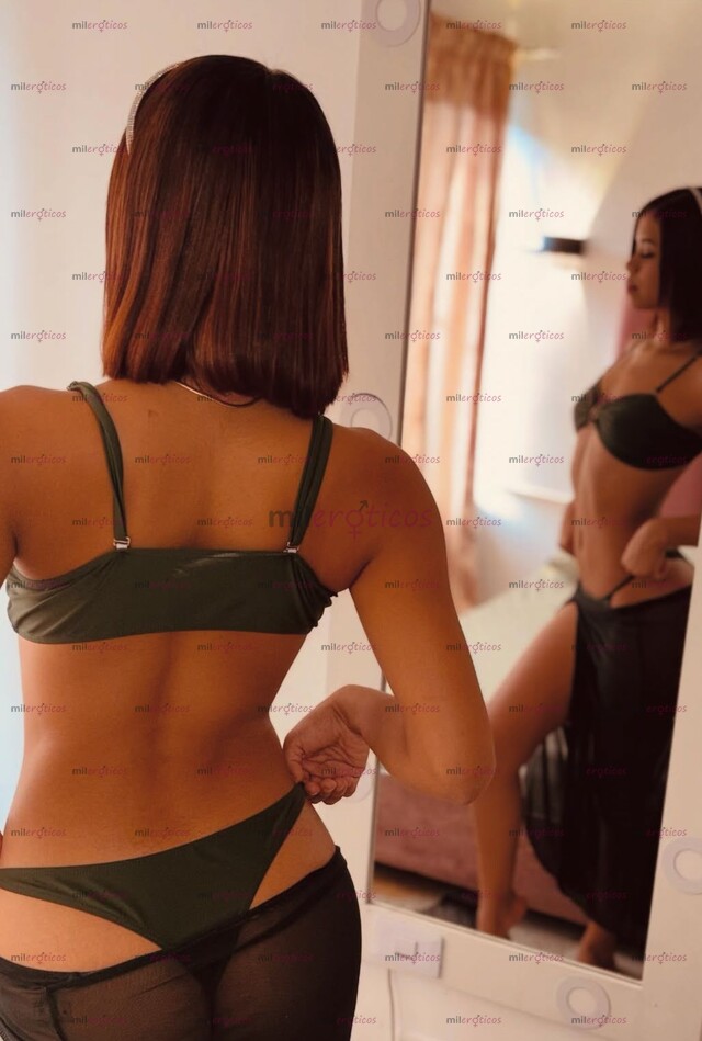 FOTOS DE CAROLINA ATRACTIVA PELINEGRA GARGANTA PROFUNDA PIEL CANELA